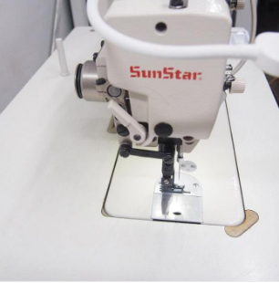 썬스타KM-1640BL-7K 상하송자동본봉재봉기(중고)