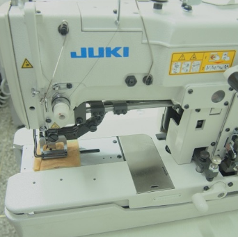 쥬끼 LBH-781 단추구멍재봉기